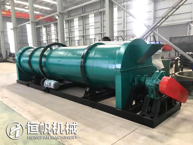 同樣是有機肥造粒機設備,其中的差別竟然如此之大!千萬別選錯了(圖3) 轉鼓復合造粒機